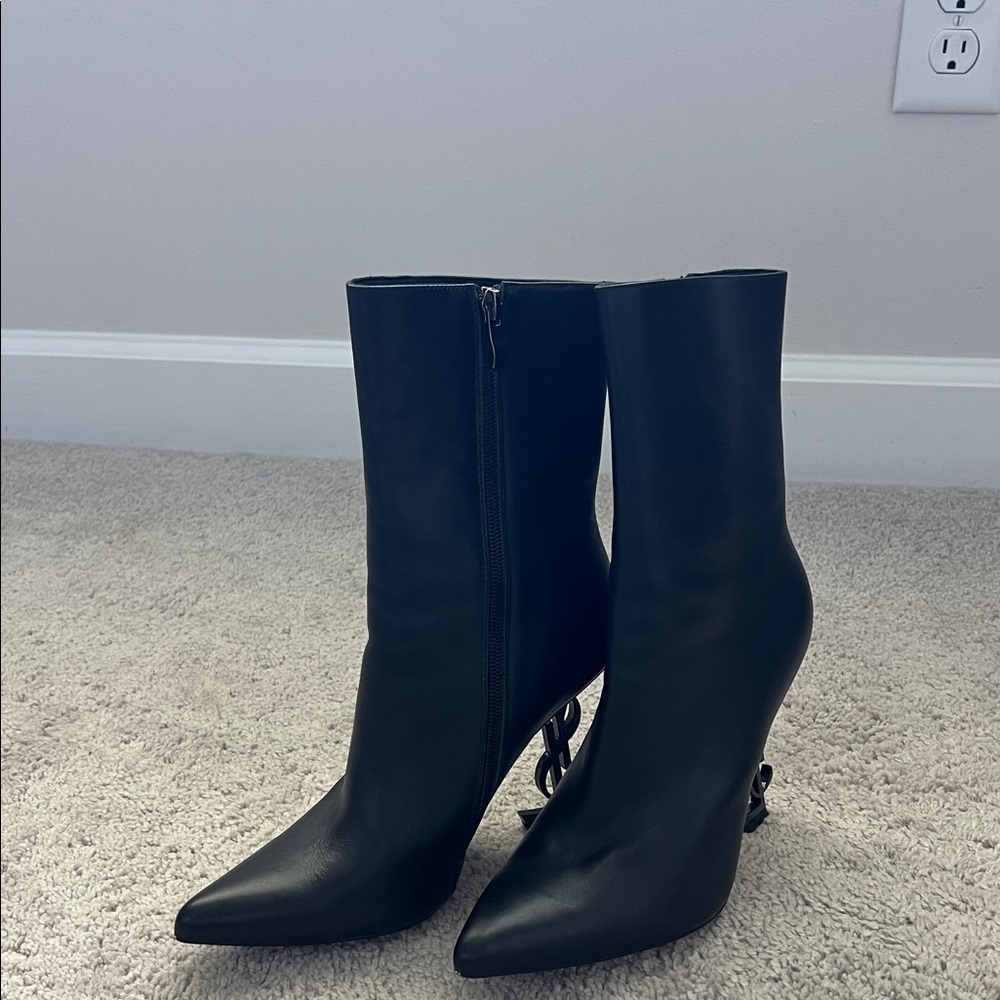 Yves Saint Laurent Black Heeled Boots - Picture 4 of 7